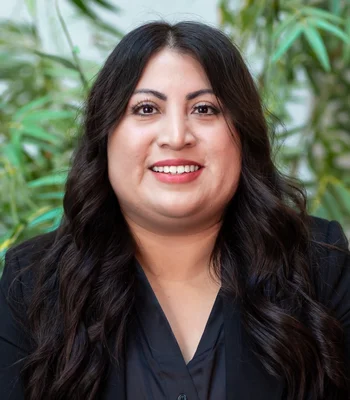 Portrait of Marlen Cordova, Agent.